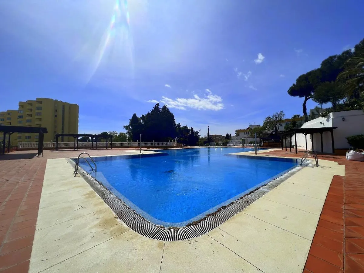 Apartamento Tropical Con Piscina Cerca De La Playa Torremolinos Apartmán