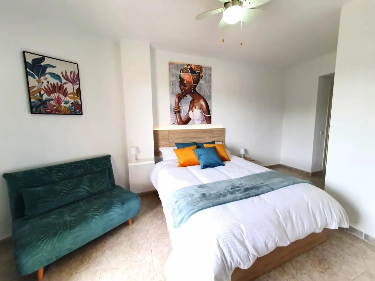 Apartamento tropical con piscina cerca de la playa Torremolinos